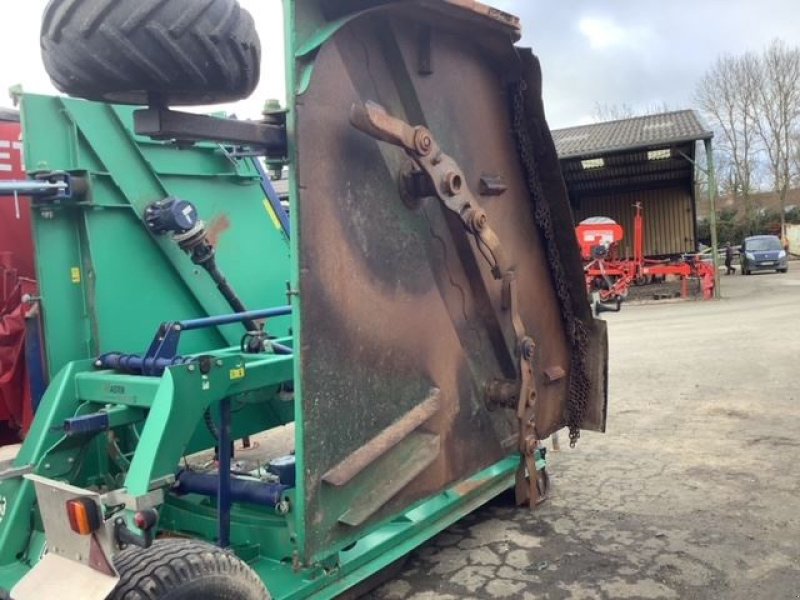 Mulchgerät & Häckselgerät typu Desvoys MASTER6M40, Gebrauchtmaschine v les hayons (Obrázek 5)