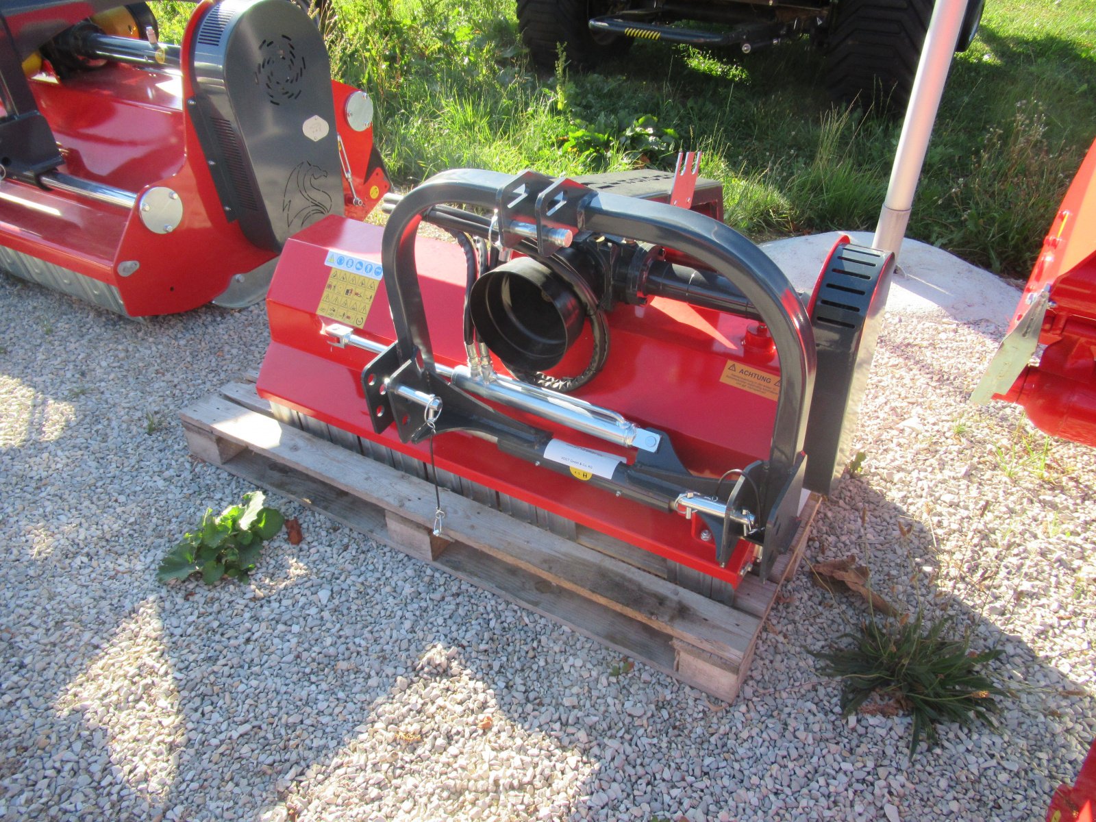 Mulchgerät & Häckselgerät of the type DRAGONE L 130, Neumaschine in Waischenfeld (Picture 1)