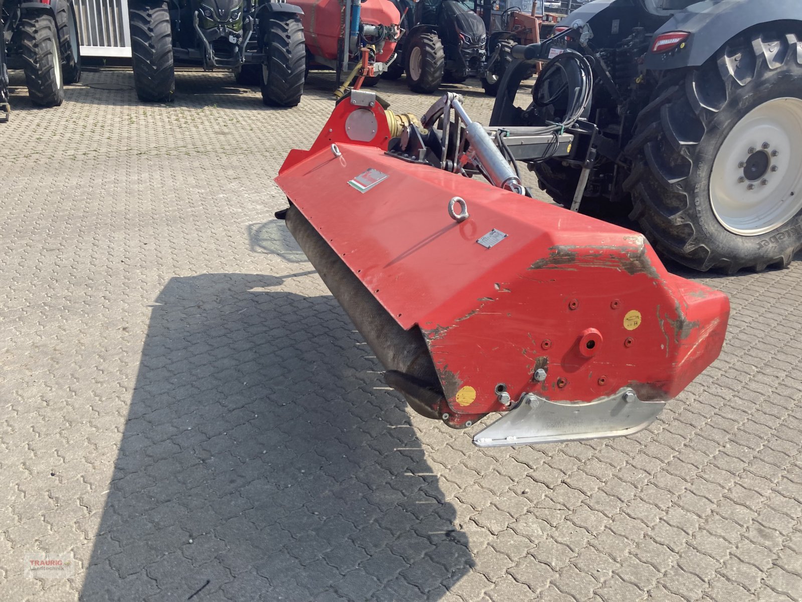 Mulchgerät & Häckselgerät of the type DRAGONE V 240 Road, Gebrauchtmaschine in Mainburg/Wambach (Picture 1)