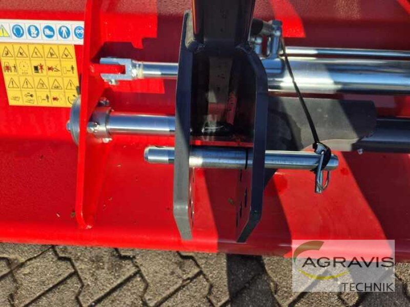 Mulchgerät & Häckselgerät tip DRAGONE V 240, Neumaschine in Alpen (Poză 14)