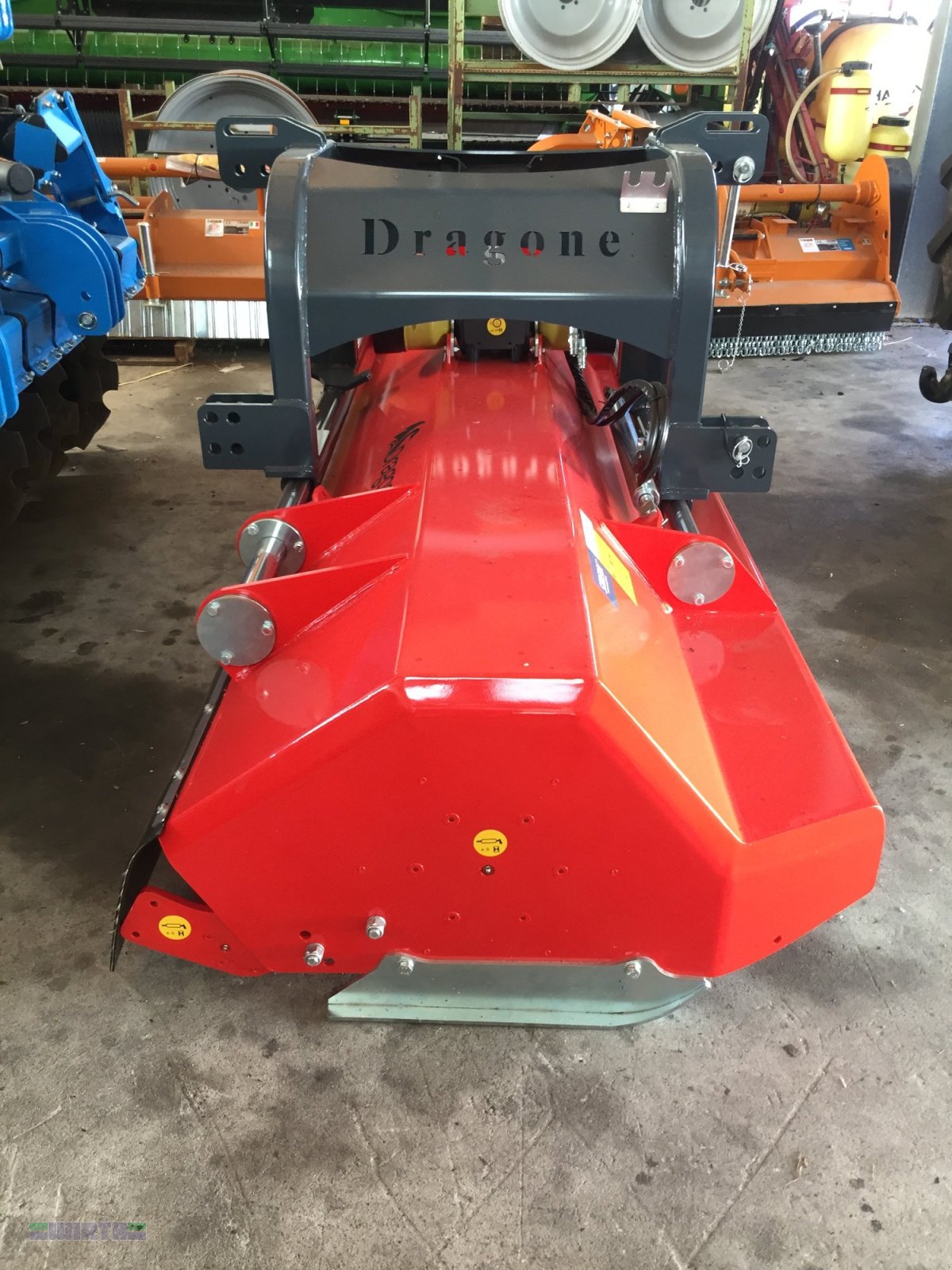 Mulchgerät & Häckselgerät des Typs DRAGONE VP 280, leistungsstärkster Mulcher, Front- und Heckmulcher, 30 Hammerschlegel, Auto-Reserve-Getriebe, Neumaschine in Buchdorf (Bild 2)