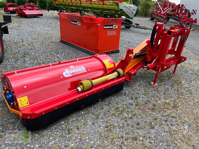 Mulchgerät & Häckselgerät des Typs Dücker USM 18 Uni-Seitenmäher, Neumaschine in Risum-Lindholm (Bild 1)