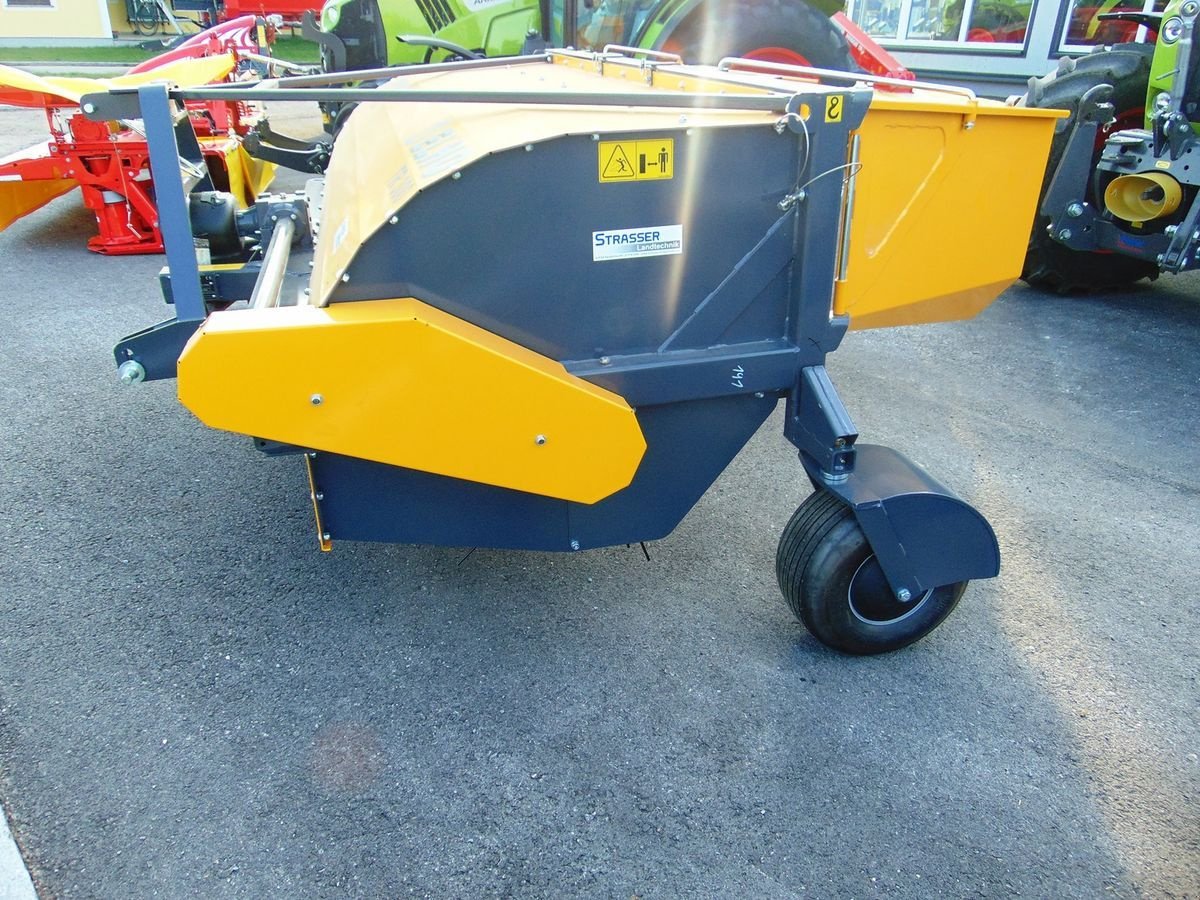 Mulchgerät & Häckselgerät des Typs Elho TR 300 Schwadlüfter, Neumaschine in Neukirchen am Walde  (Bild 5)