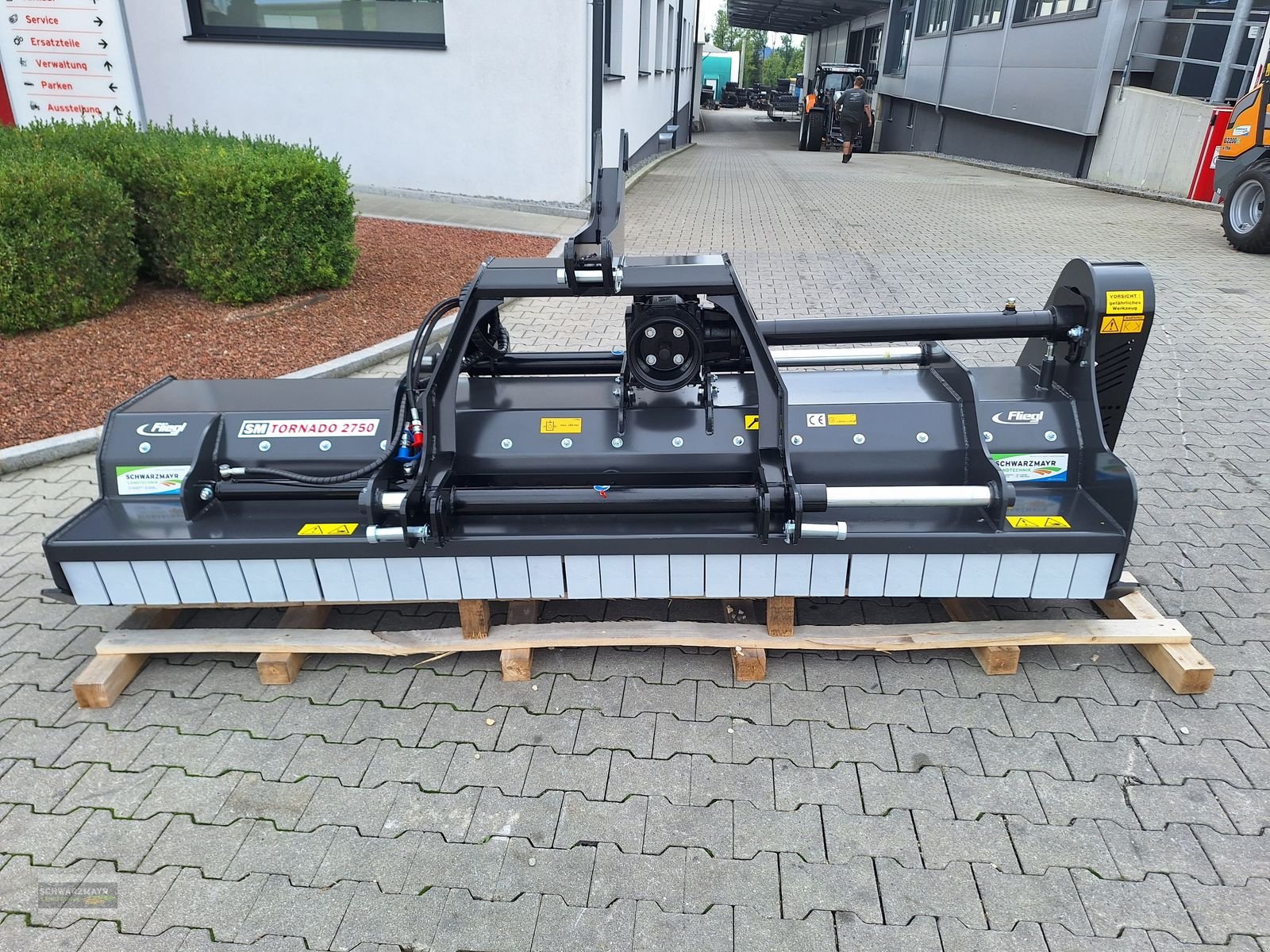 Mulchgerät & Häckselgerät tipa Fliegl SM Tornado 2750, Vorführmaschine u Aurolzmünster (Slika 2)