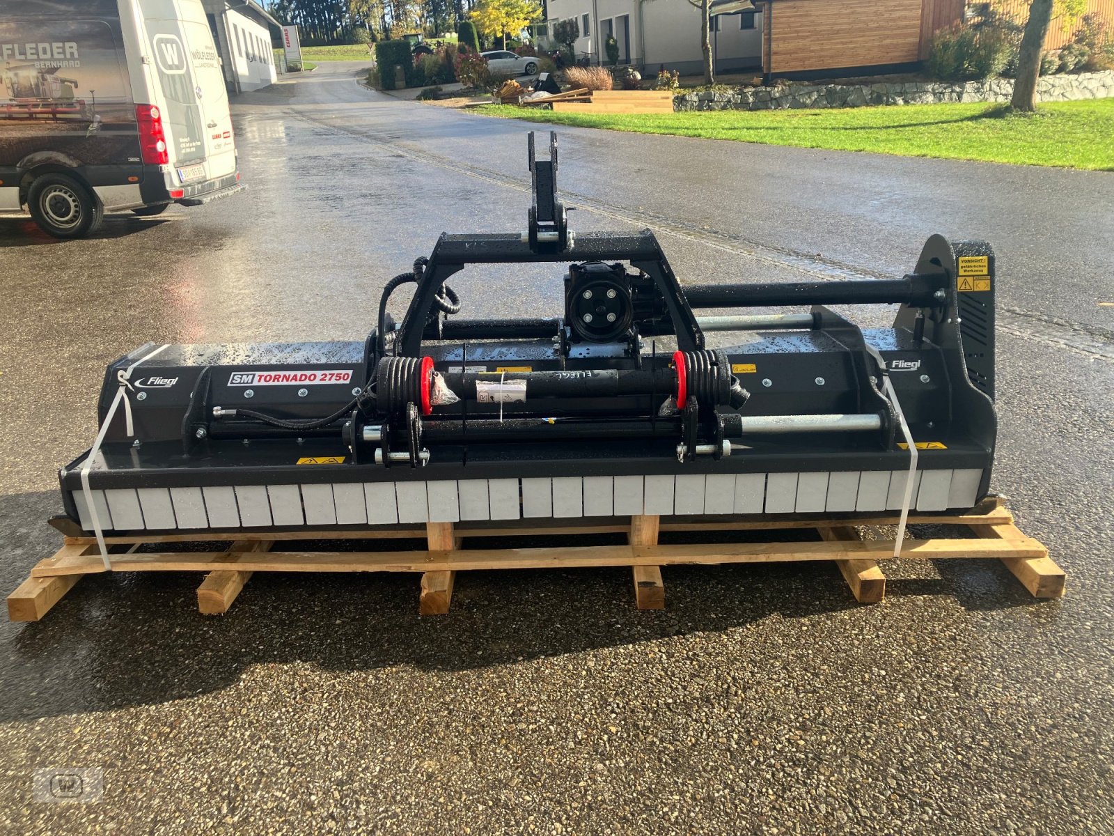 Mulchgerät & Häckselgerät del tipo Fliegl SM Tornado 2750, Neumaschine In Zell an der Pram (Immagine 2)