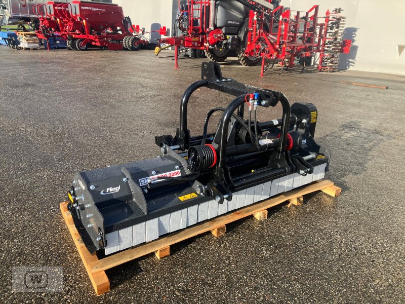 Mulchgerät & Häckselgerät des Typs Fliegl Turbo 2200, Neumaschine in Zell an der Pram (Bild 1)