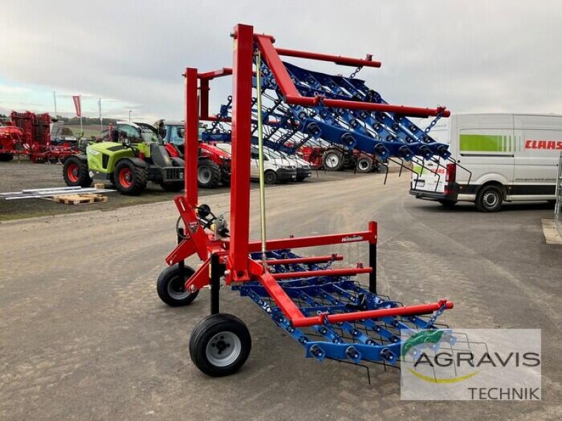 Mulchgerät & Häckselgerät typu Hatzenbichler ORIGINAL STRIEGEL 6,00 M, Neumaschine w Fritzlar (Zdjęcie 6)