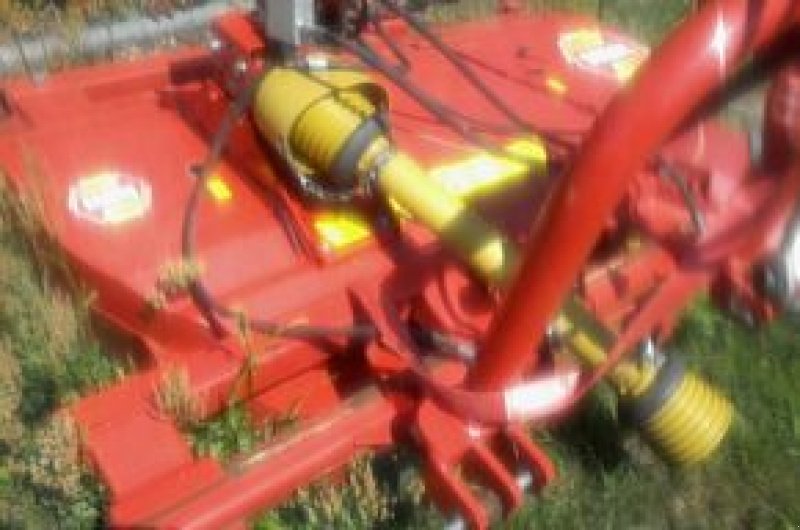 Mulchgerät & Häckselgerät des Typs Humus AFLR 2300, Gebrauchtmaschine in Gusborn (Bild 1)