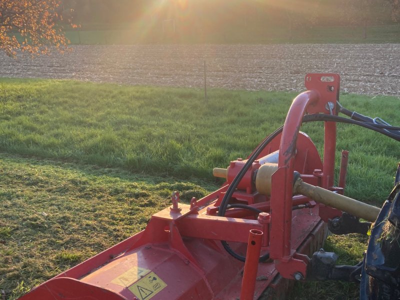 Mulchgerät & Häckselgerät des Typs Humus KMF 240/3, Gebrauchtmaschine in Achern (Bild 1)