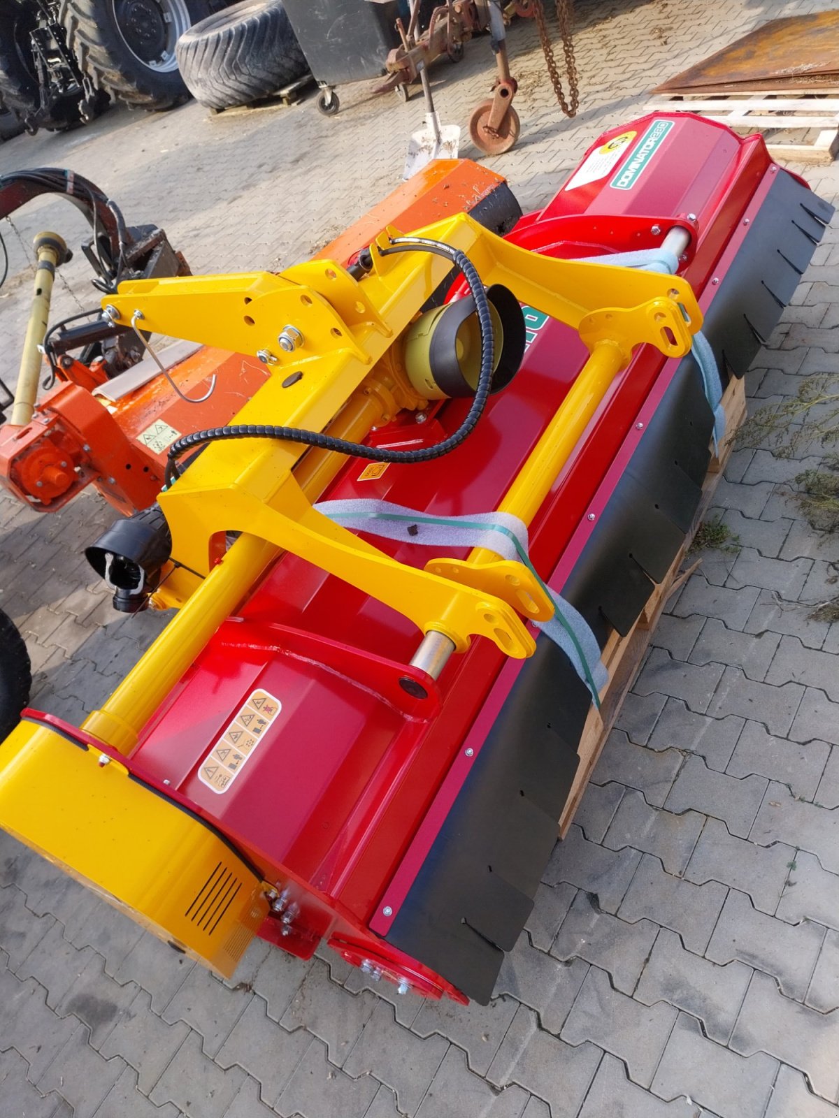 Mulchgerät & Häckselgerät типа INO Dominator 280, Neumaschine в Ehingen (Фотография 3)