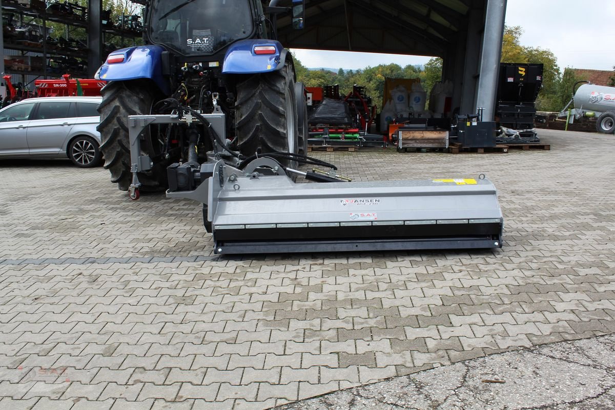 Mulchgerät & Häckselgerät des Typs Jansen Böschungsmulcher AGF-240-Frei Haus, Neumaschine in Eberschwang (Bild 5)