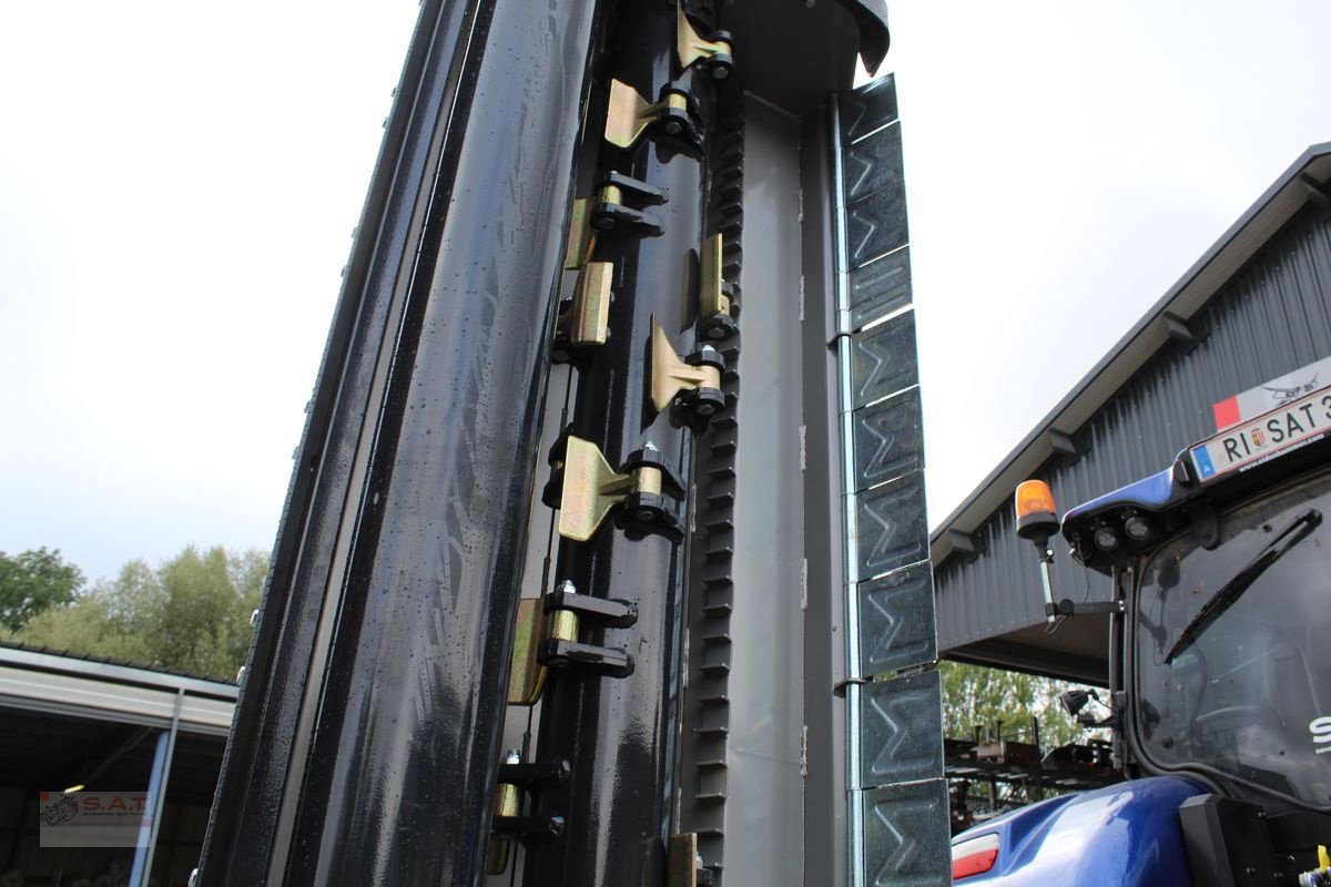 Mulchgerät & Häckselgerät des Typs Jansen Böschungsmulcher AGF-240-Frei Haus, Neumaschine in Eberschwang (Bild 18)