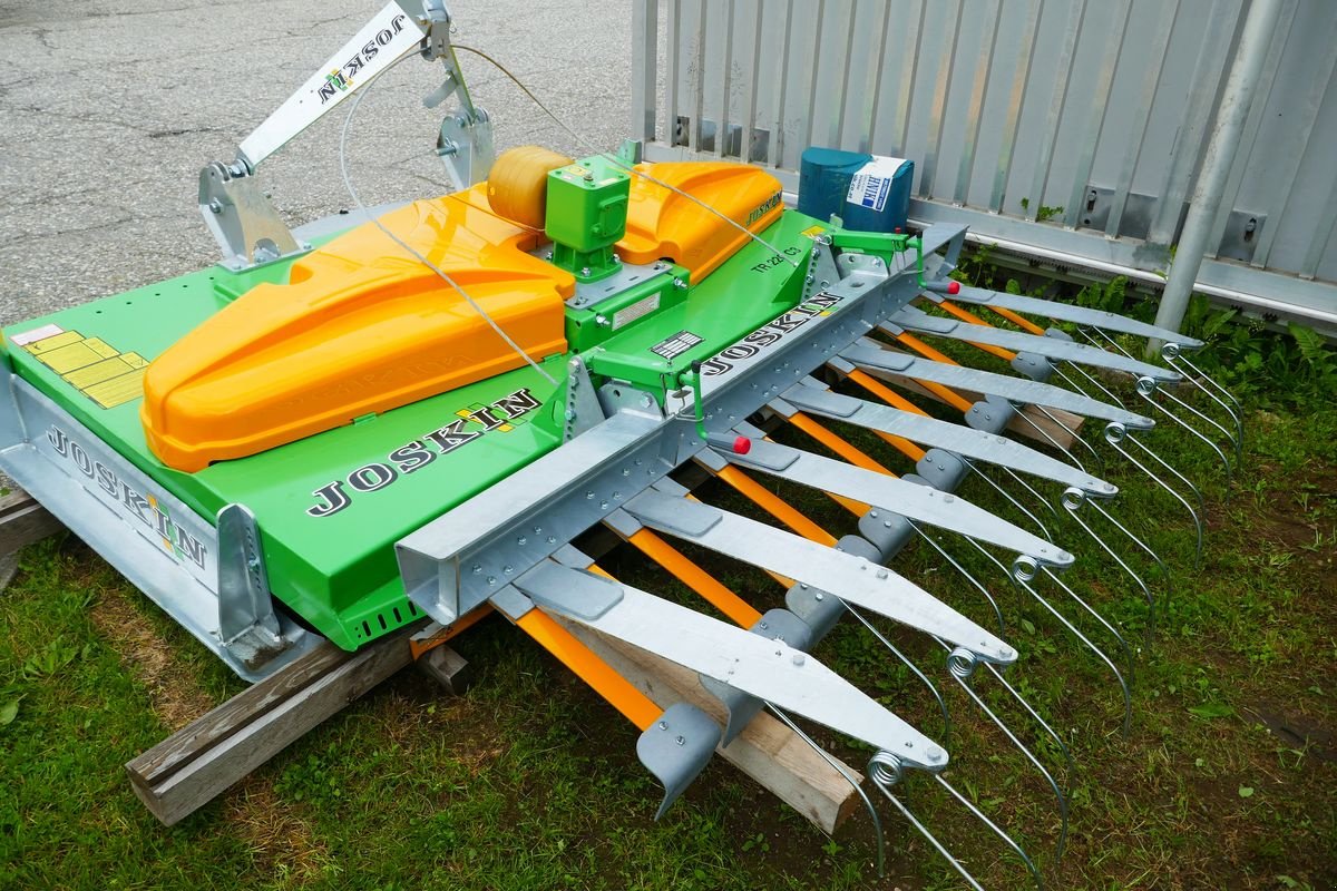 Mulchgerät & Häckselgerät des Typs Joskin Weidepflegemäher TR/220/C3, Gebrauchtmaschine in Villach (Bild 2)