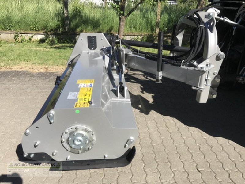 Mulchgerät & Häckselgerät του τύπου KG-AGRAR KG-Böschungsmulcher Mulchgerät 1,40m-2,40m, Neumaschine σε Langensendelbach (Φωτογραφία 20)