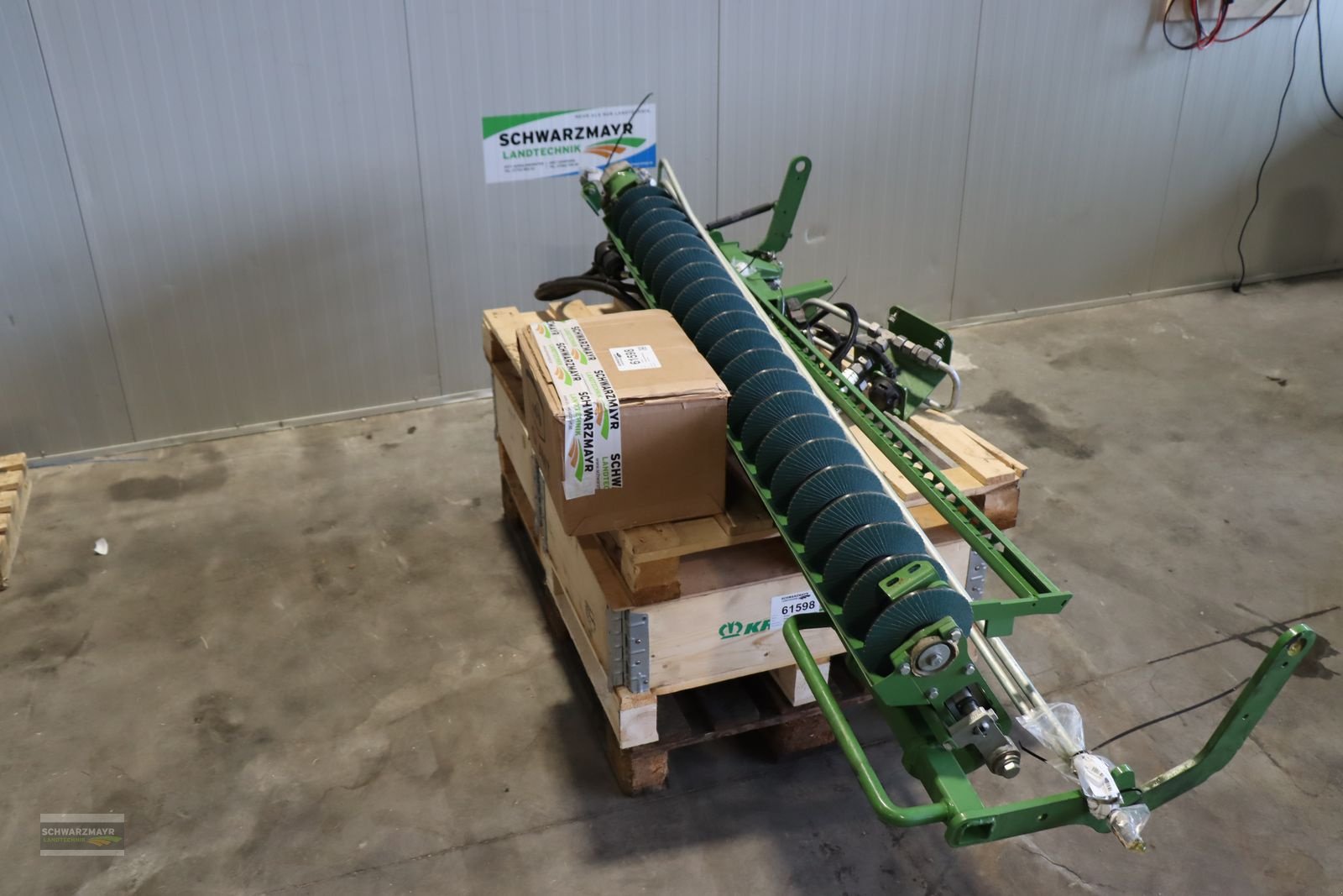 Mulchgerät & Häckselgerät del tipo Krone Messerschleifeinrichtung, Neumaschine In Gampern (Immagine 1)