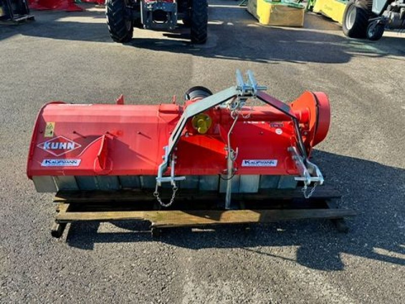 Mulchgerät & Häckselgerät del tipo Kuhn BKE 180 REV, Neumaschine In NATTERNBACH (Immagine 10)