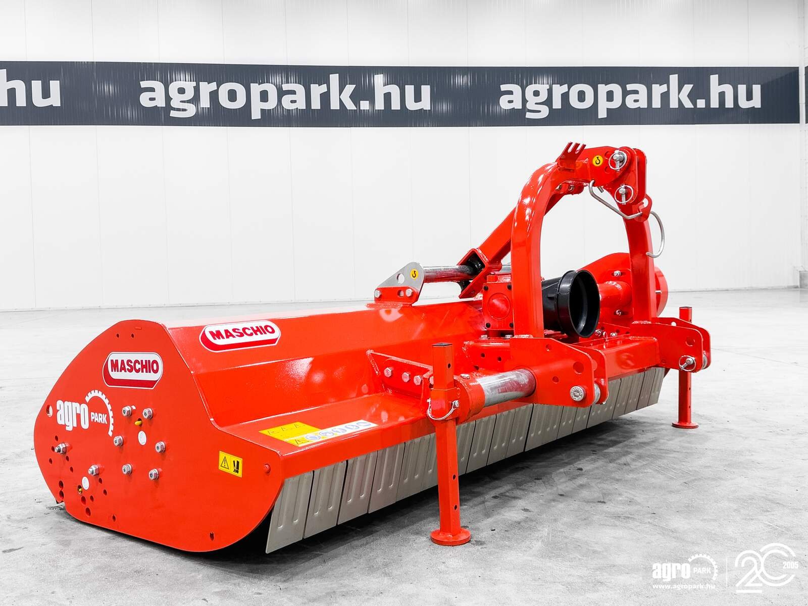 Mulchgerät & Häckselgerät typu Maschio Brava 200S 1.95 m working width flail mower, 22 hammers, pair of skids, and mud scraper, Gebrauchtmaschine w Csengele (Zdjęcie 2)