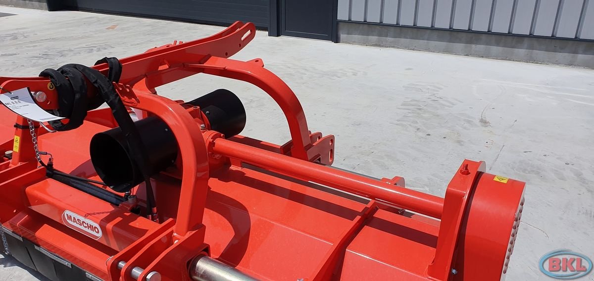 Mulchgerät & Häckselgerät des Typs Maschio Bufalo 280, Neumaschine in Rovisce (Bild 9)