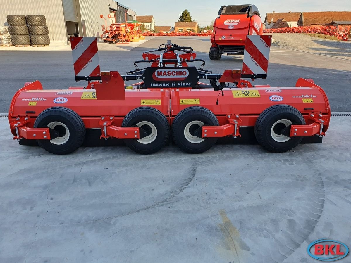 Mulchgerät & Häckselgerät des Typs Maschio Gemella 470, Neumaschine in Rovisce (Bild 4)