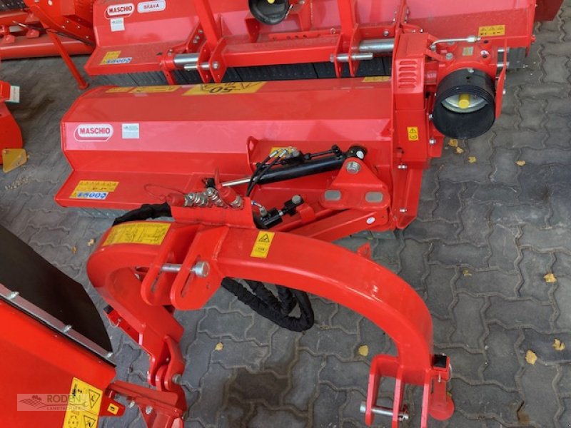 Mulchgerät & Häckselgerät des Typs Maschio Giraffa M 180 SE, Neumaschine in Lensahn (Bild 1)
