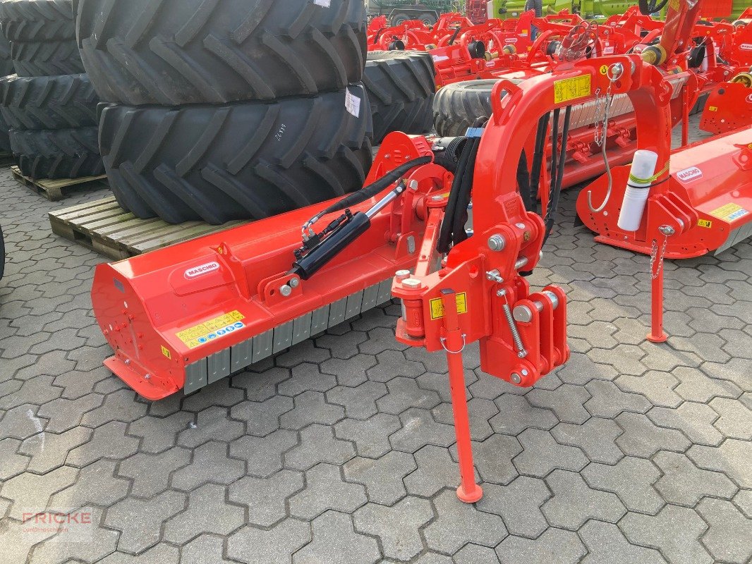 Mulchgerät & Häckselgerät типа Maschio Giraffa XL 160 SE, Neumaschine в Bockel - Gyhum (Фотография 1)