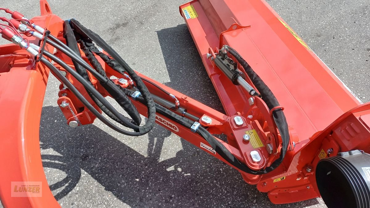 Mulchgerät & Häckselgerät des Typs Maschio Giraffa XL 210 SE, Neumaschine in Kaumberg (Bild 9)