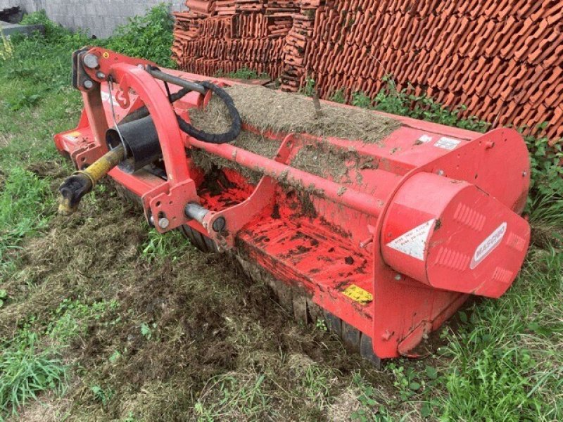 Mulchgerät & Häckselgerät des Typs Maschio TORNADO 310, Gebrauchtmaschine in Hauteroche (Bild 1)