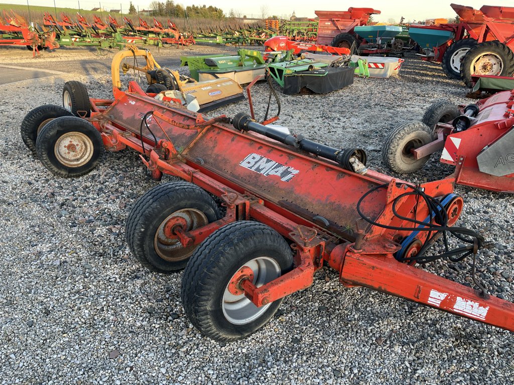 Mulchgerät & Häckselgerät typu Matrot 4m50, Gebrauchtmaschine v VERT TOULON (Obrázek 3)