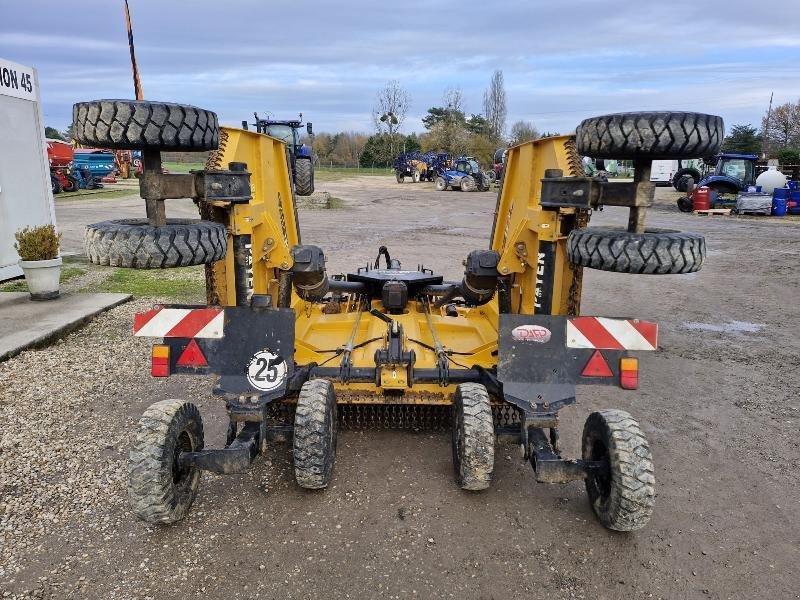 Mulchgerät & Häckselgerät типа McConnel SR460, Gebrauchtmaschine в BRAY en Val (Фотография 8)