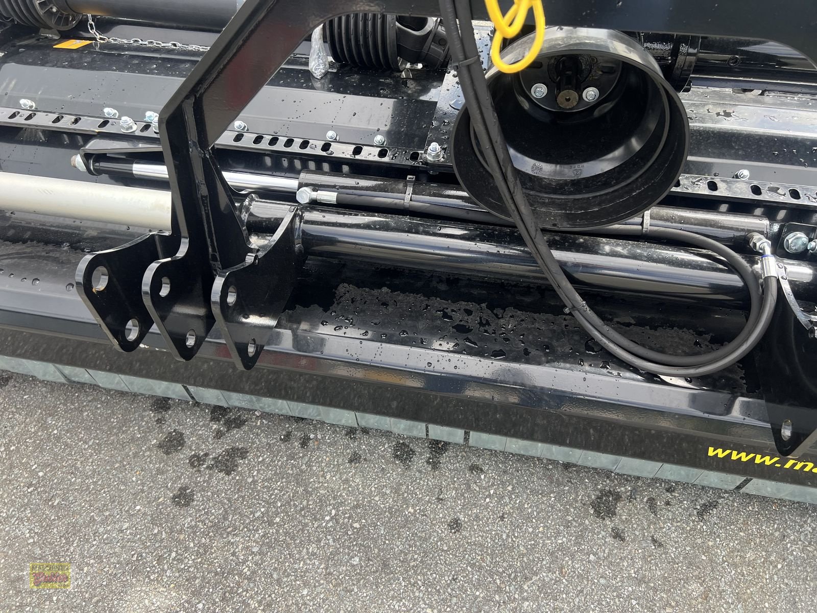 Mulchgerät & Häckselgerät des Typs Müthing AlpinShark Vario 220, Neumaschine in Kötschach (Bild 12)