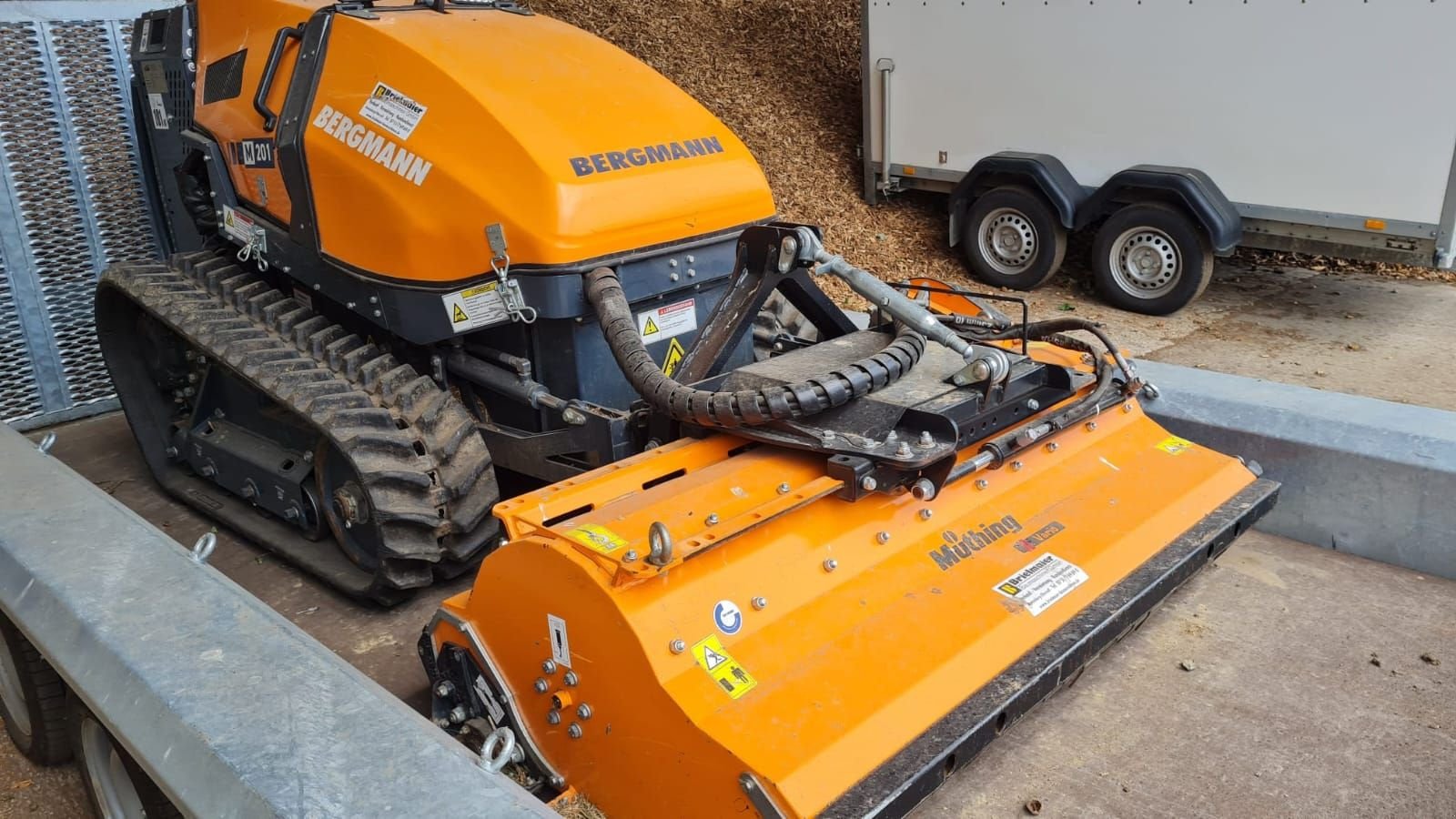 Mulchgerät & Häckselgerät of the type Müthing Bergmann Funkraupe M201, Gebrauchtmaschine in NATTERNBACH (Picture 2)