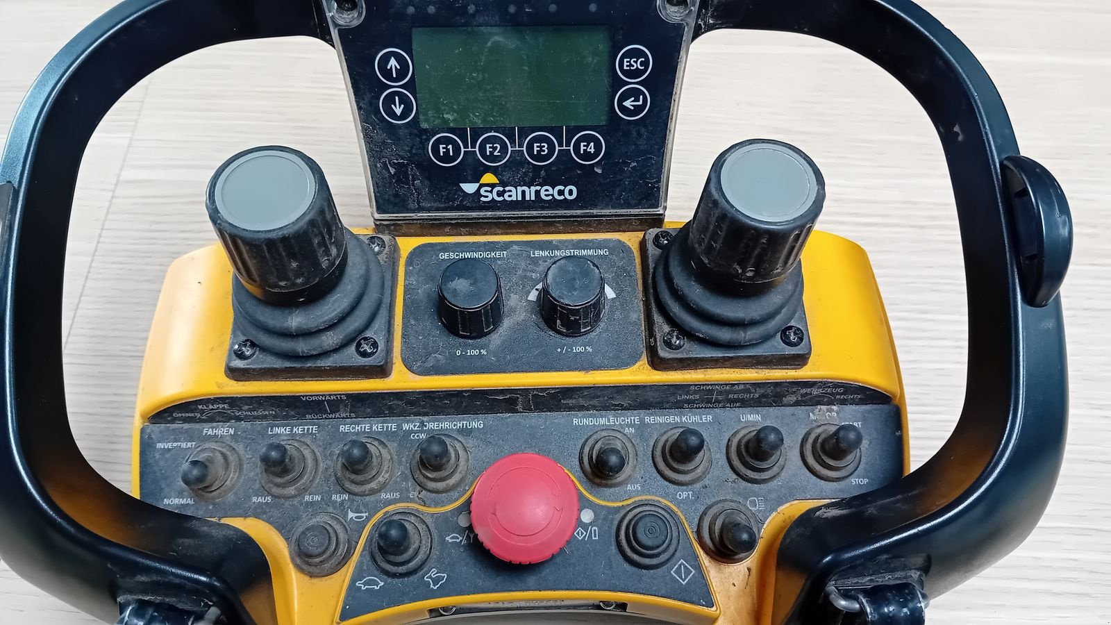 Mulchgerät & Häckselgerät of the type Müthing Bergmann Funkraupe M201, Gebrauchtmaschine in NATTERNBACH (Picture 21)