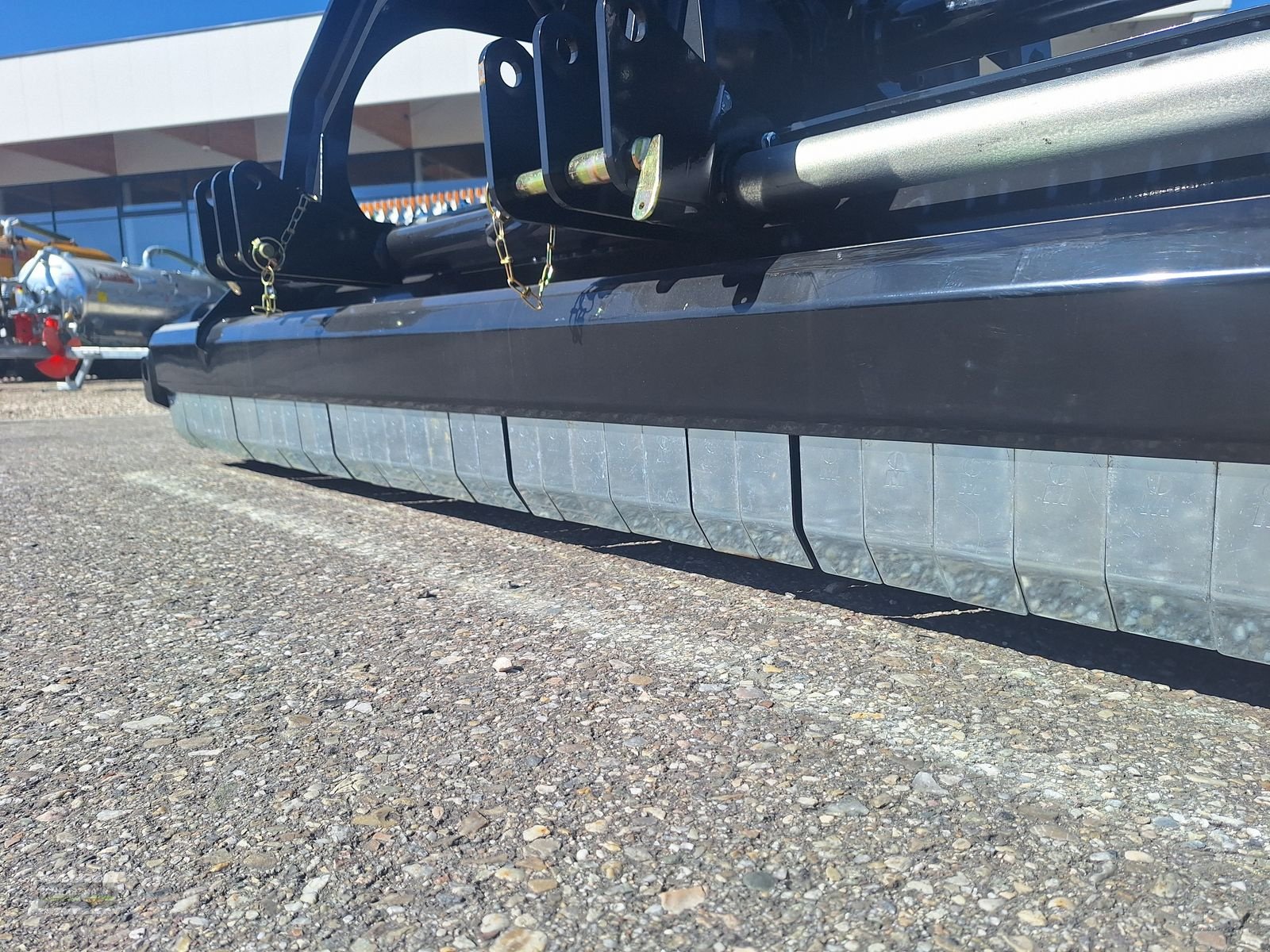 Mulchgerät & Häckselgerät del tipo Müthing MU-ALPIN 220 SHARK, Neumaschine In Gampern (Immagine 13)