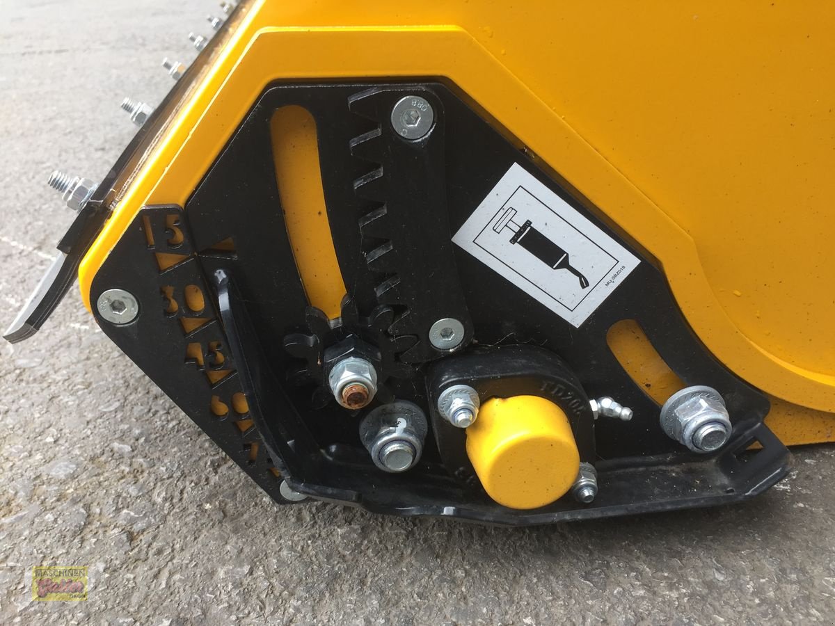 Mulchgerät & Häckselgerät des Typs Müthing MU-E Vario 200, Neumaschine in Kötschach (Bild 9)