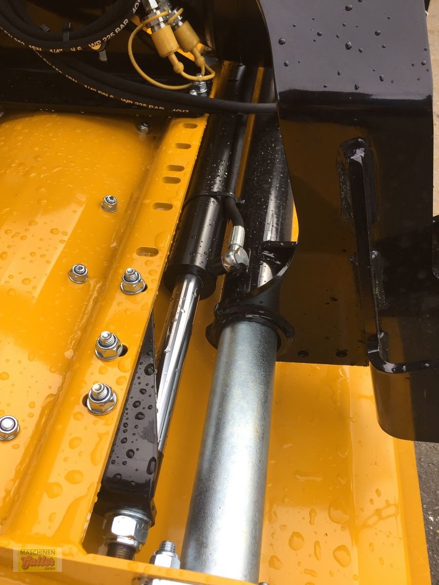 Mulchgerät & Häckselgerät des Typs Müthing MU-L Vario 250, Neumaschine in Kötschach (Bild 8)