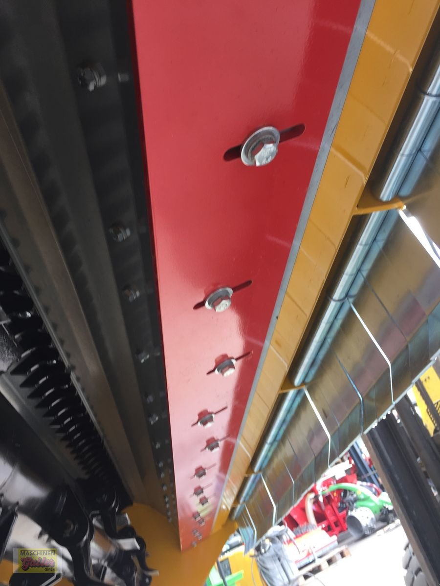 Mulchgerät & Häckselgerät des Typs Müthing MU-L Vario 250, Neumaschine in Kötschach (Bild 12)