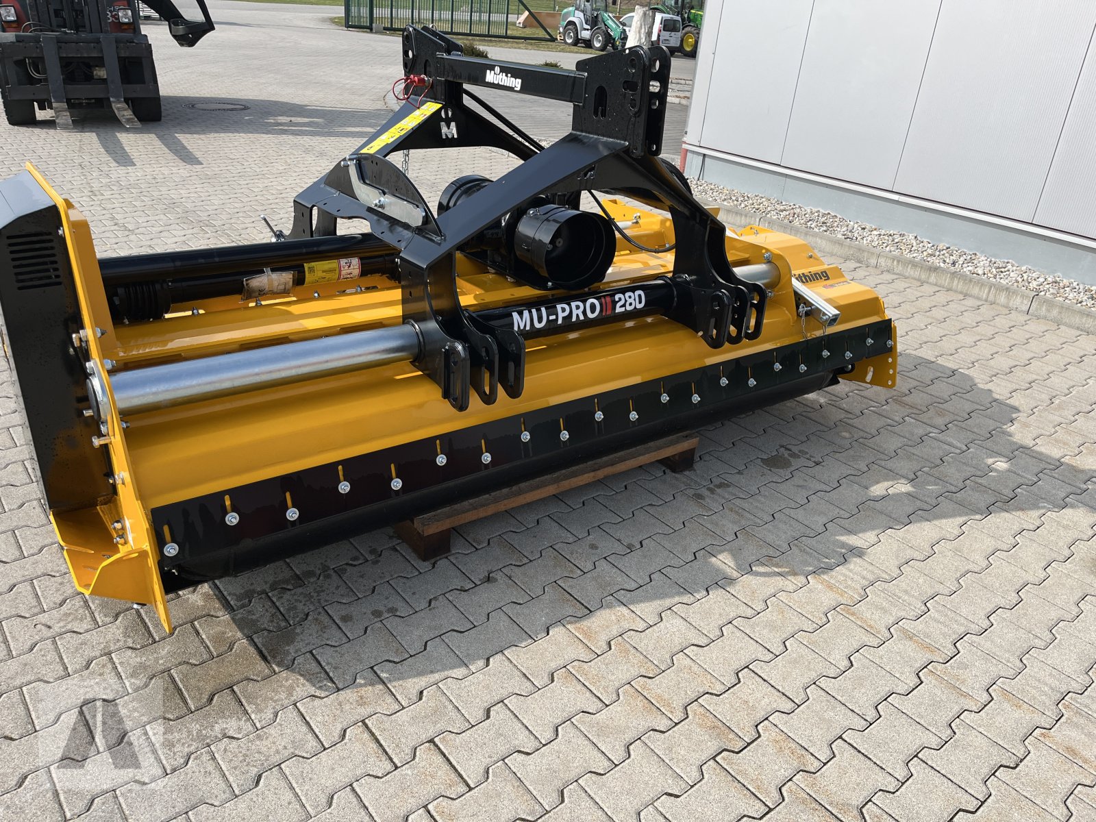 Mulchgerät & Häckselgerät des Typs Müthing MU Pro 280, Neumaschine in Soyen (Bild 5)