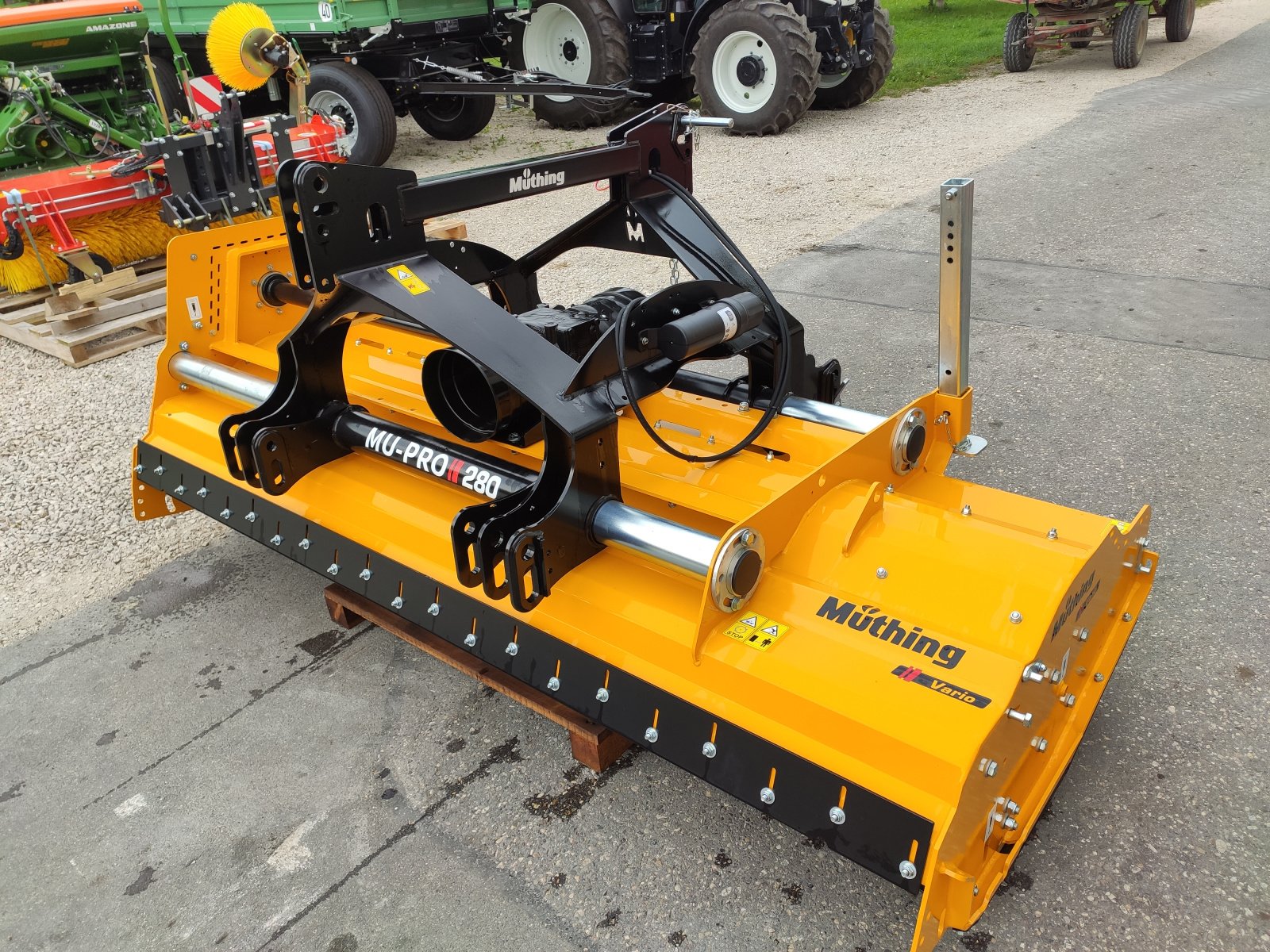 Mulchgerät & Häckselgerät des Typs Müthing MU Pro 280, Neumaschine in Altbierlingen (Bild 3)