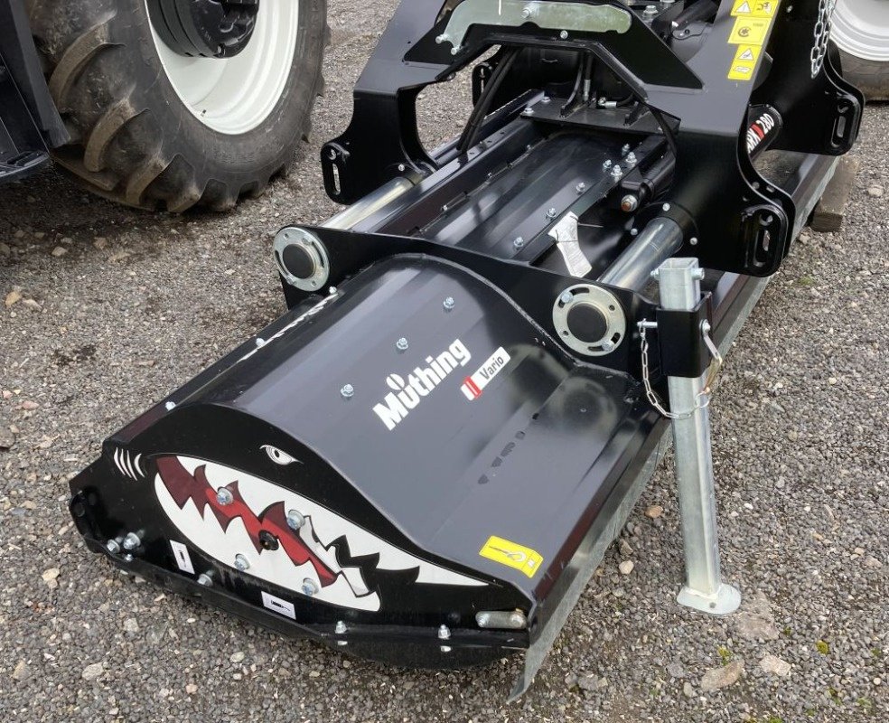 Mulchgerät & Häckselgerät des Typs Müthing MU - Vario Shark 2.0, Neumaschine in Bad Freienwalde (Bild 4)