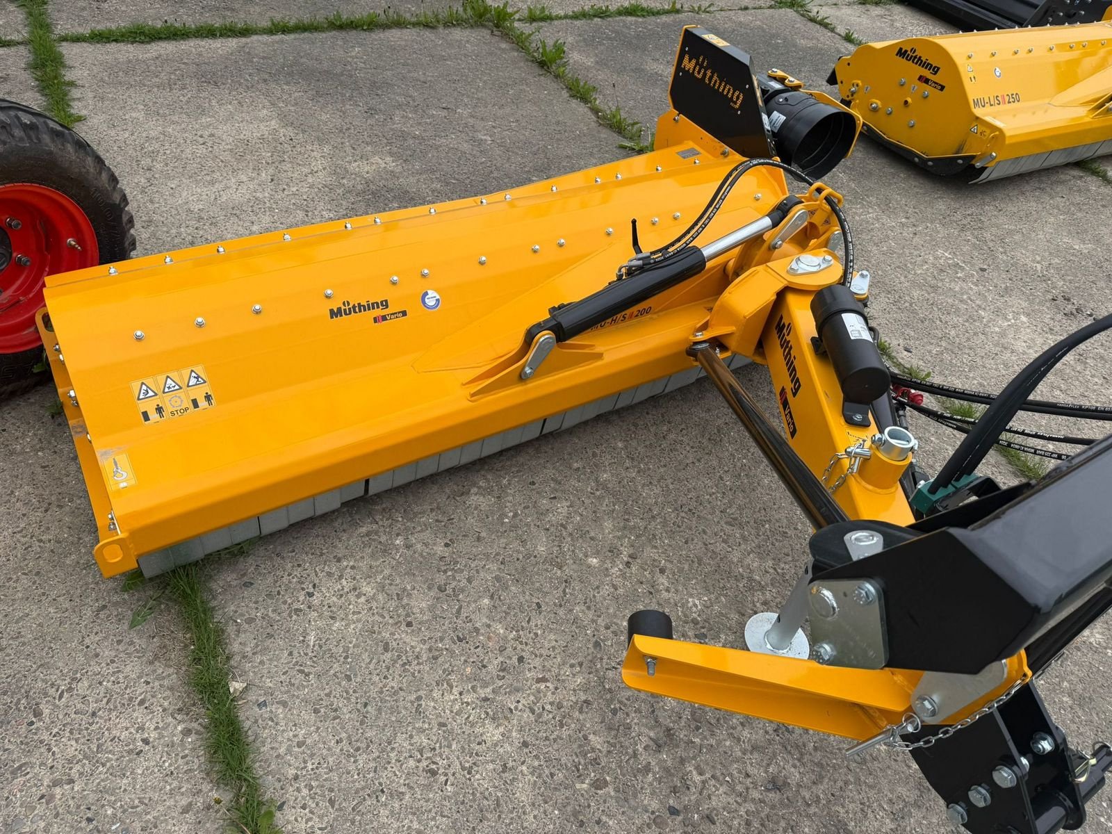 Mulchgerät & Häckselgerät del tipo Müthing MUH S 200, Gebrauchtmaschine en Nieheim Kreis Höxter (Imagen 3)