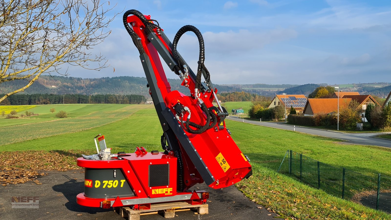 Mulchgerät & Häckselgerät des Typs Omarv Denno Profi T 750 hydraulischer Auslegemäher, Neumaschine in Neudrossenfeld (Bild 1)