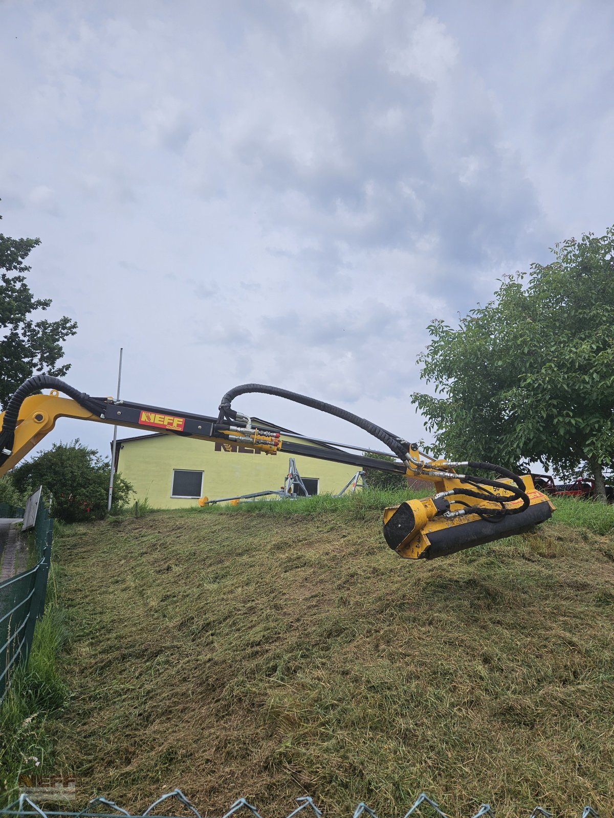 Mulchgerät & Häckselgerät des Typs Omarv Denno Profi T 750 hydraulischer Auslegemäher, Neumaschine in Neudrossenfeld (Bild 6)