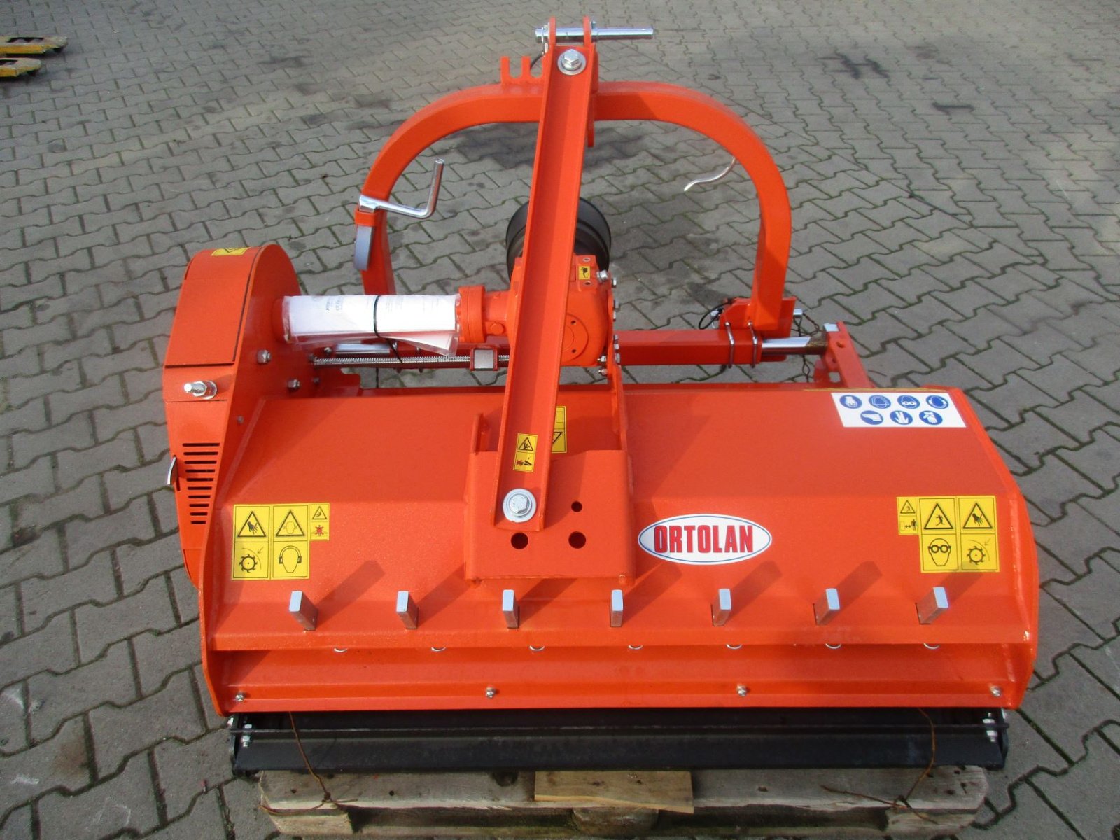 Mulchgerät & Häckselgerät des Typs Ortolan T20-120, Neumaschine in Niederkirchen (Bild 2)