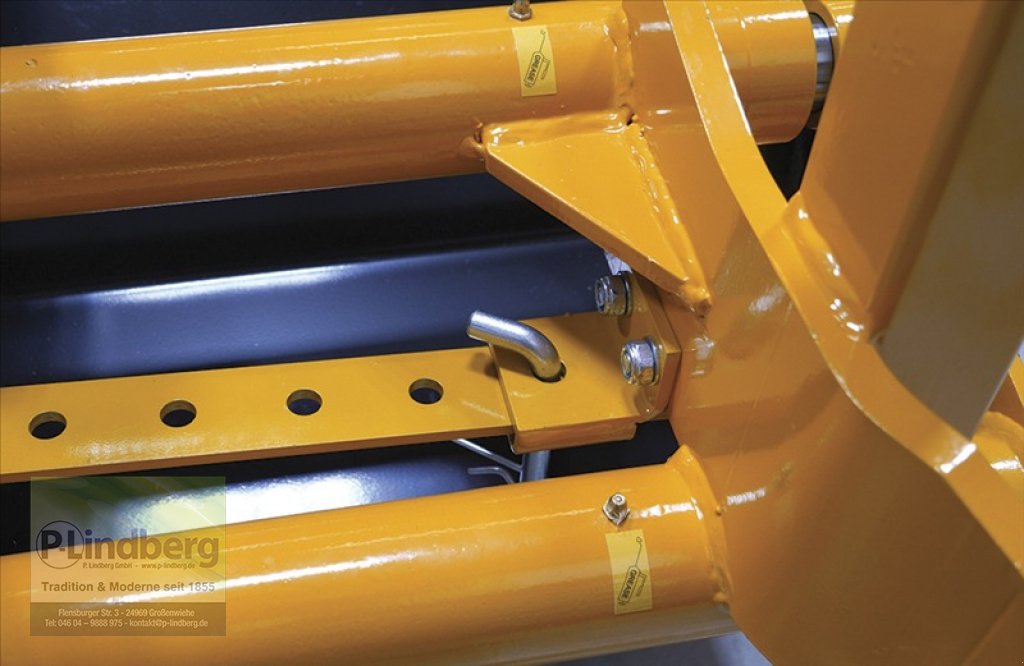 Mulchgerät & Häckselgerät от тип P.Lindberg GmbH AHEAD NBM105 Schlegelmulcher, Neumaschine в Großenwiehe (Снимка 9)