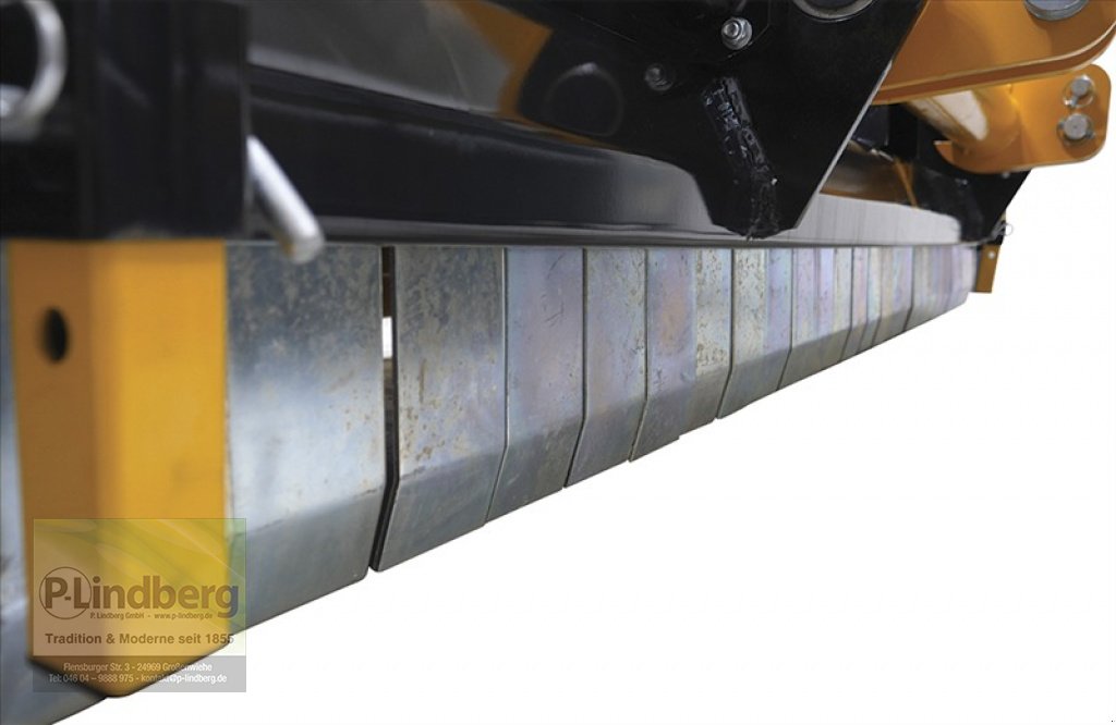 Mulchgerät & Häckselgerät Türe ait P.Lindberg GmbH Schlegelmulcher AHEAD KDK300 hydraulische Seitenverschiebung inkl. Gelenkwelle Hammerschlegel Kat. 2, Neumaschine içinde Großenwiehe (resim 9)