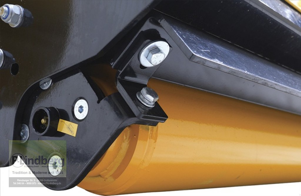 Mulchgerät & Häckselgerät Türe ait P.Lindberg GmbH Schlegelmulcher AHEAD KDK300 hydraulische Seitenverschiebung inkl. Gelenkwelle Hammerschlegel Kat. 2, Neumaschine içinde Großenwiehe (resim 14)