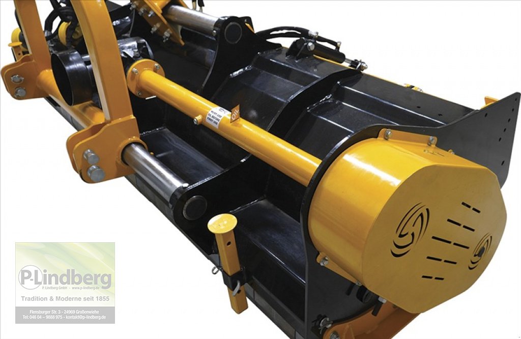 Mulchgerät & Häckselgerät Türe ait P.Lindberg GmbH Schlegelmulcher AHEAD KDK300 hydraulische Seitenverschiebung inkl. Gelenkwelle Hammerschlegel Kat. 2, Neumaschine içinde Großenwiehe (resim 17)