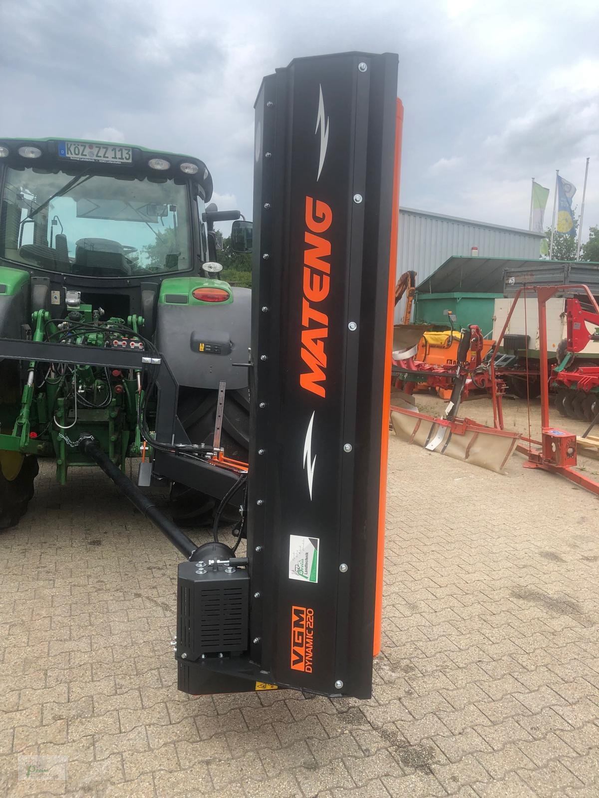 Mulchgerät & Häckselgerät του τύπου PreissTec Dynamic 220 Heck- Seitenmulcher, Neumaschine σε Bad Kötzting (Φωτογραφία 1)