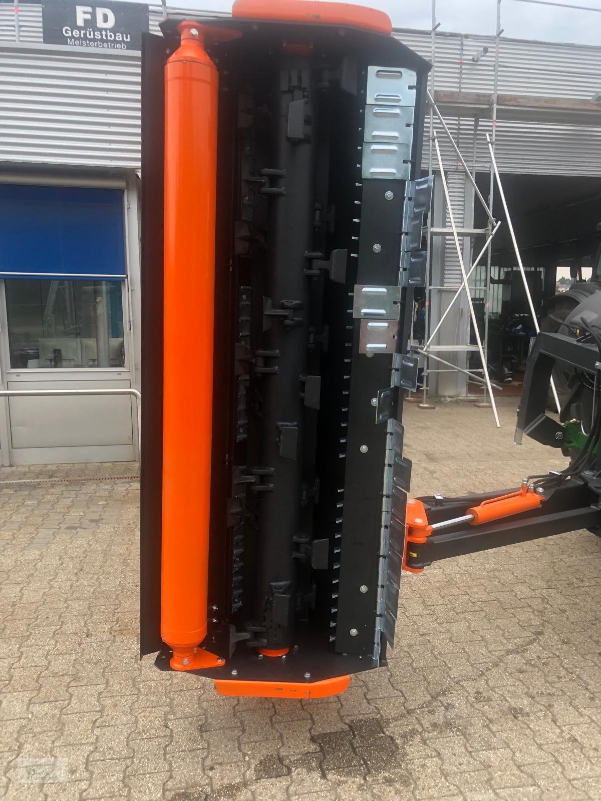 Mulchgerät & Häckselgerät του τύπου PreissTec Dynamic 220 Heck- Seitenmulcher, Neumaschine σε Bad Kötzting (Φωτογραφία 2)