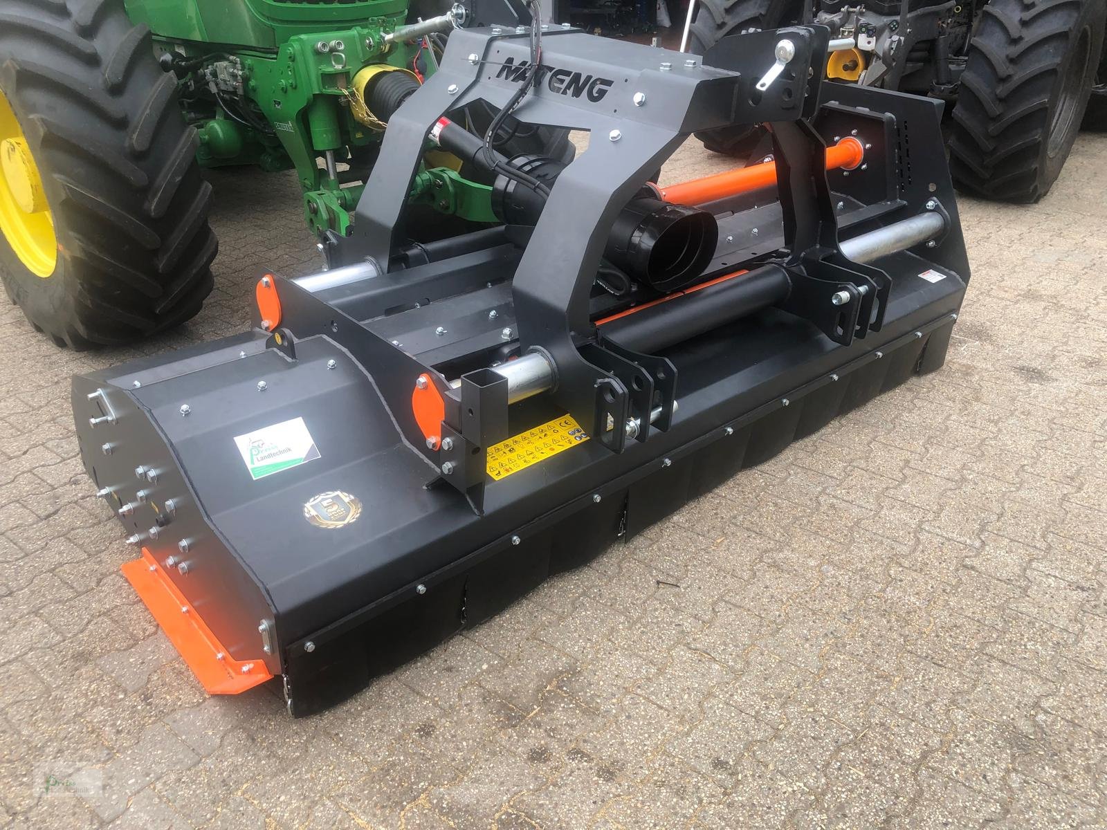 Mulchgerät & Häckselgerät Türe ait PreissTec MAX 280 Front- Heckmulcher, Neumaschine içinde Bad Kötzting (resim 3)